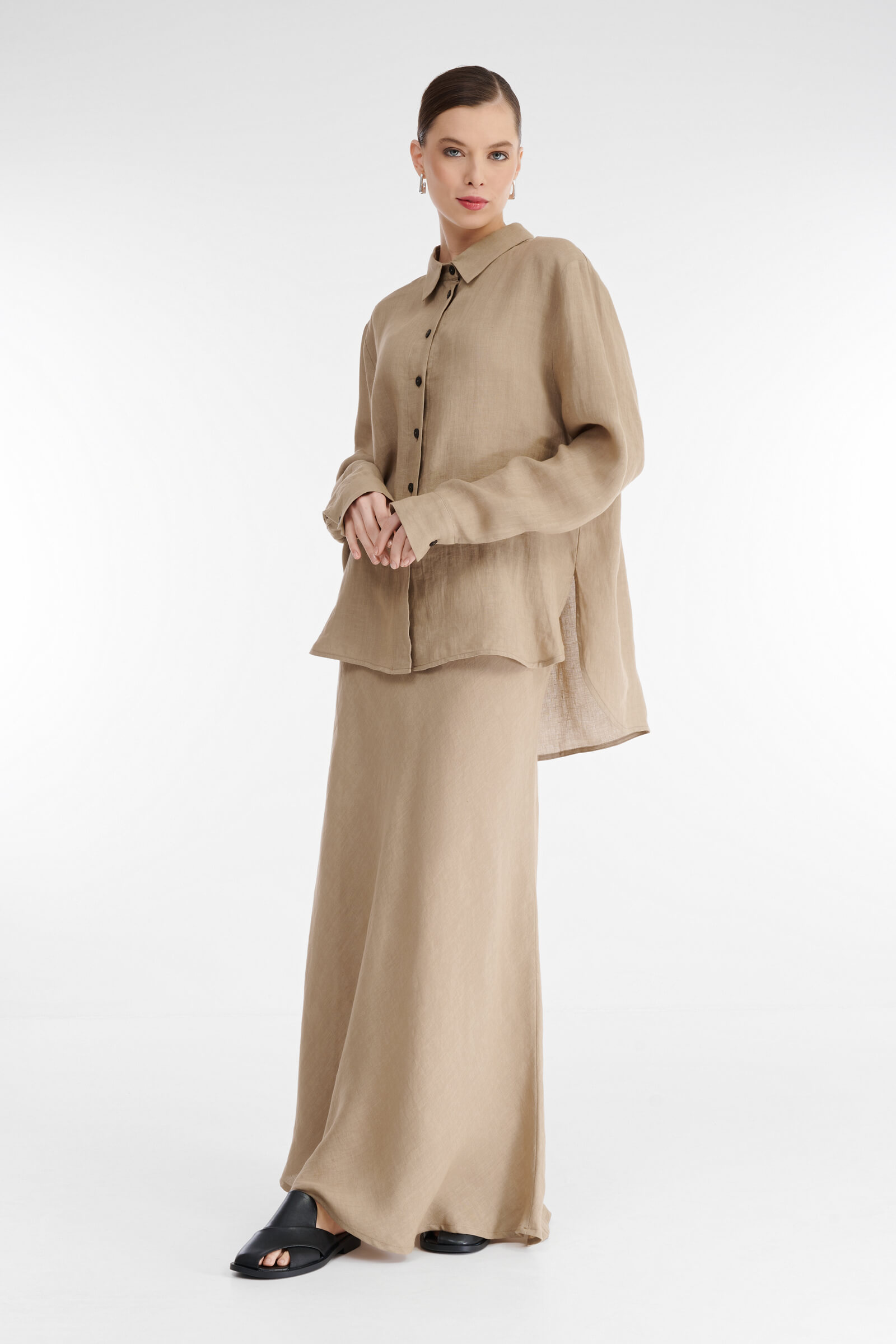 Льняная рубашка на пуговицах Бренд Sarah Pacini