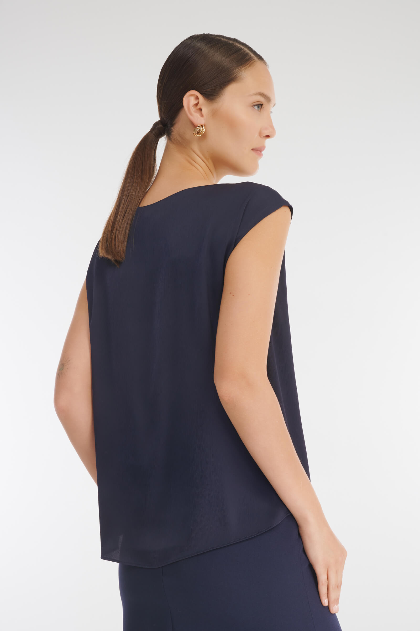 Топ с декоративной цепочкой Бренд Caterina Leman