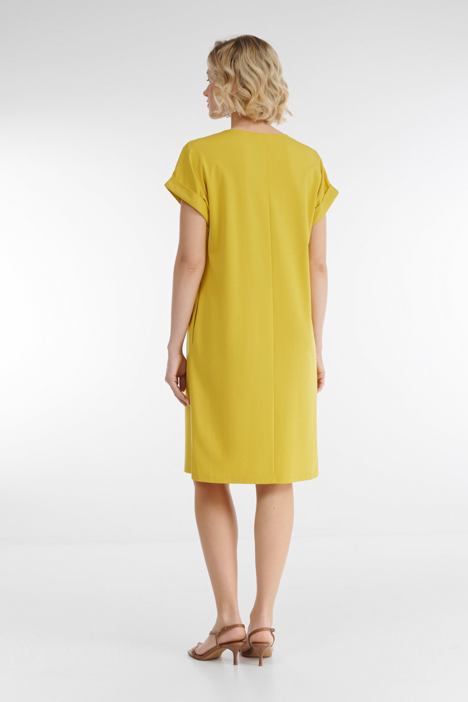 Трикотажное платье с коротким рукавом Бренд Diana Gallesi