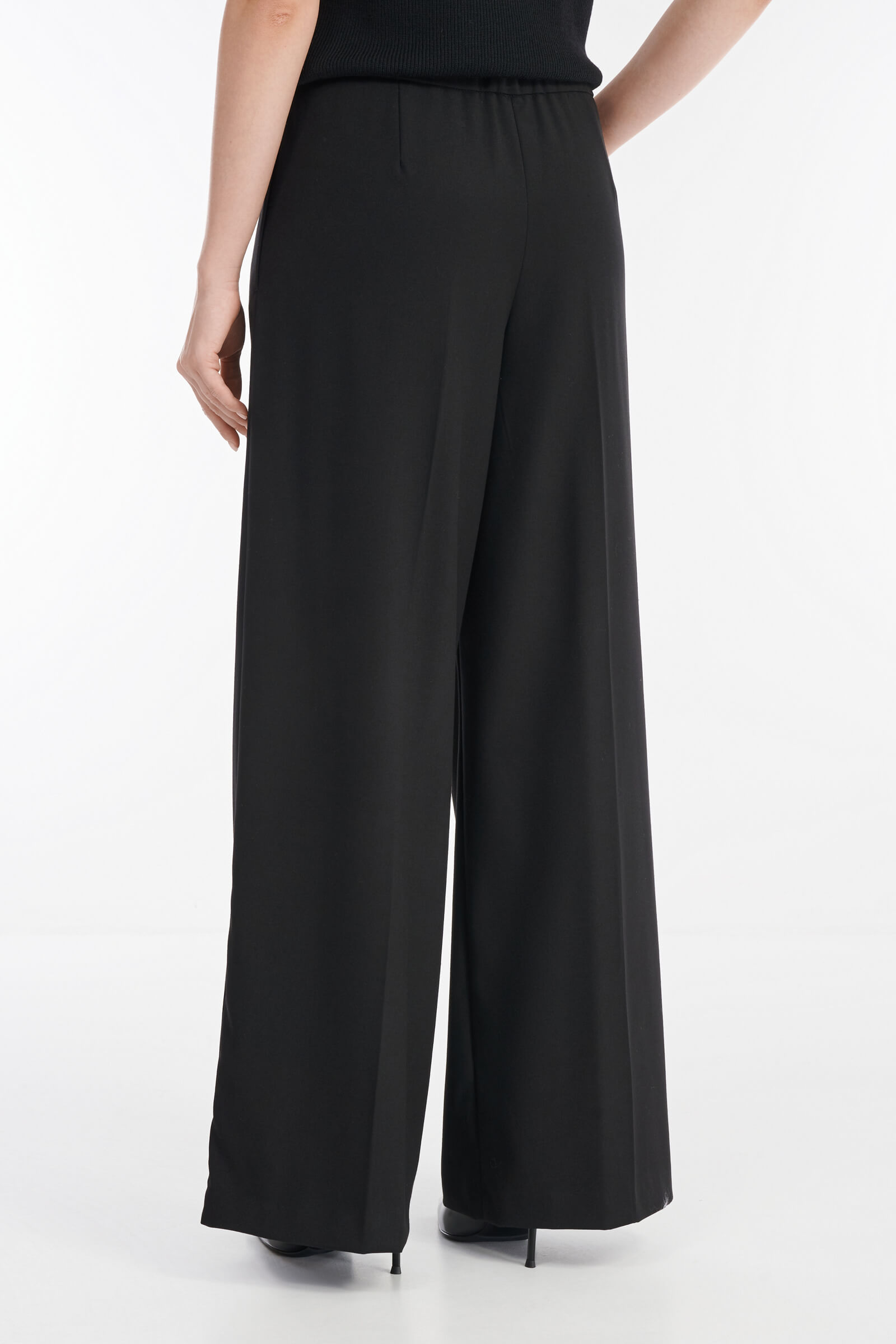 Широкие брюки со стрелками Бренд Diana Gallesi