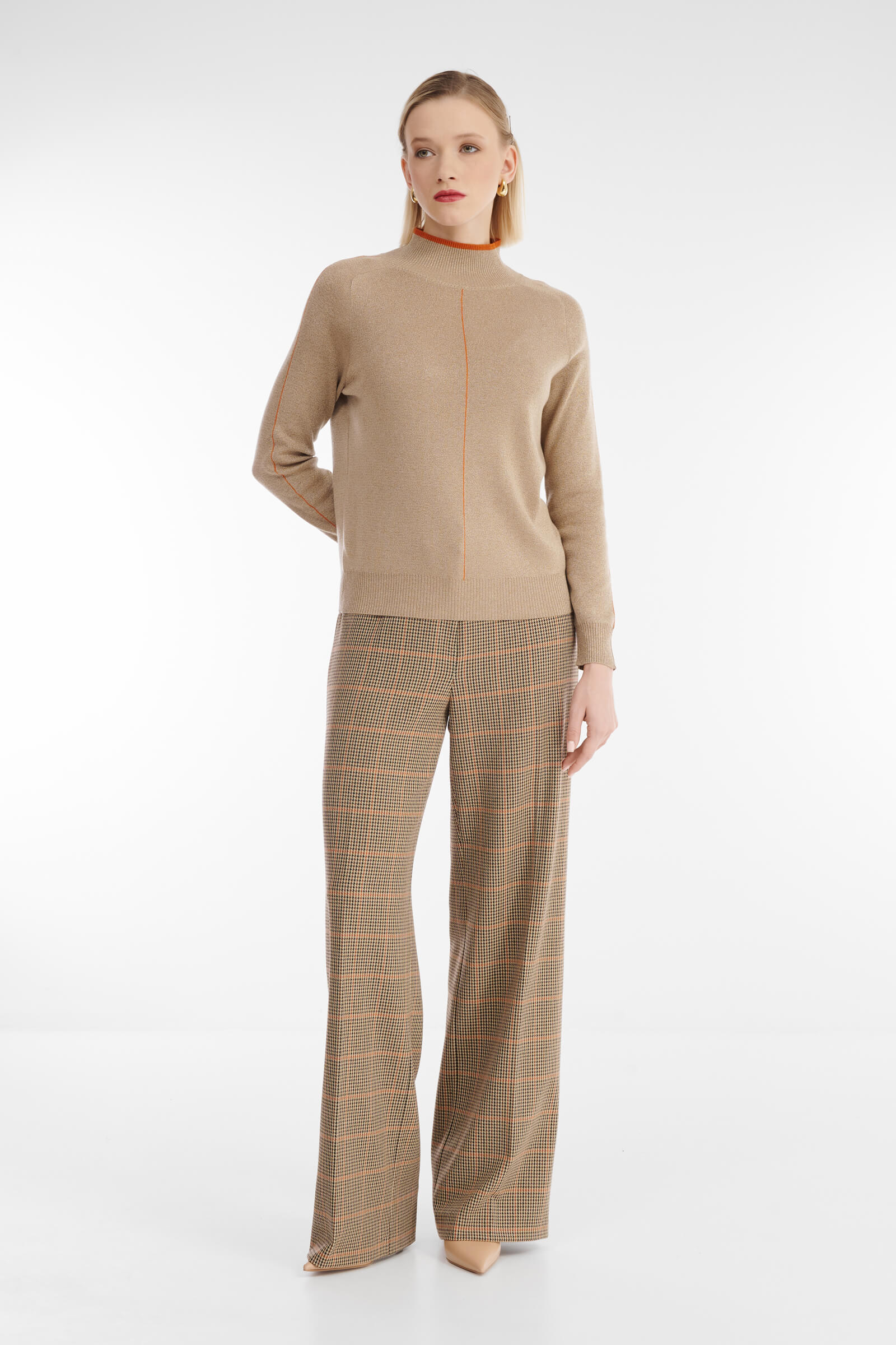 Свитер с контрастной отделкой Бренд Diana Gallesi