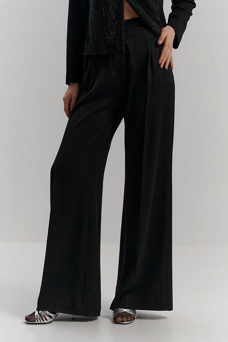 Широкие брюки с защипами Бренд Daniela Drei