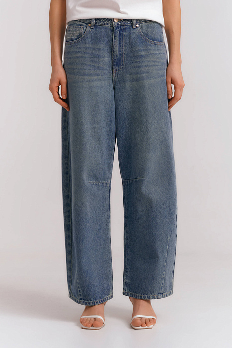 Джинсы-багги с потертостями Бренд Diana Gallesi