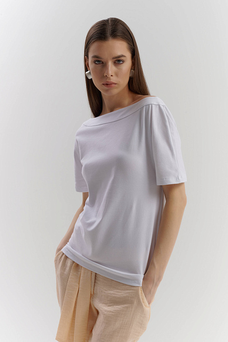 Футболка с V-образным вырезом на спине Бренд Sarah Pacini