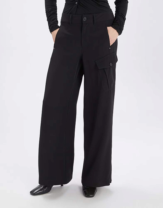 Брюки с карманами Бренд High