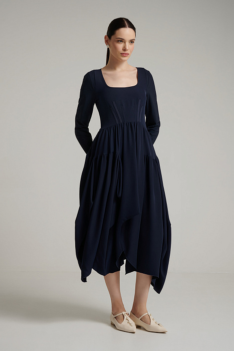 Платье-кокон с ассиметричным кроем Бренд High