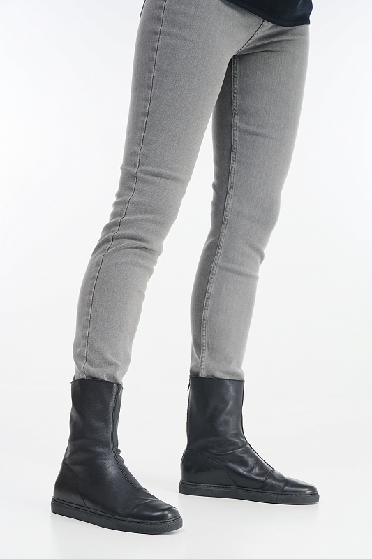 Ботинки на молнии Бренд Sarah Pacini